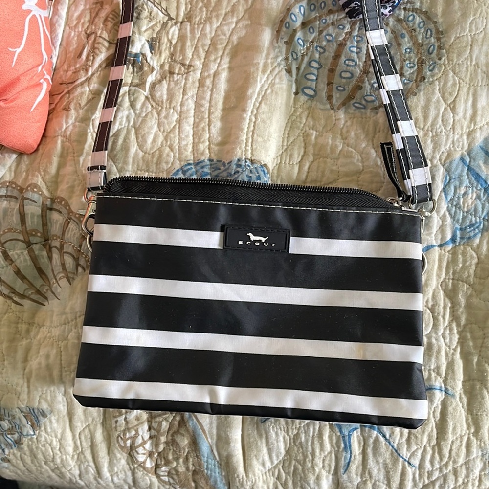 Scout purse
